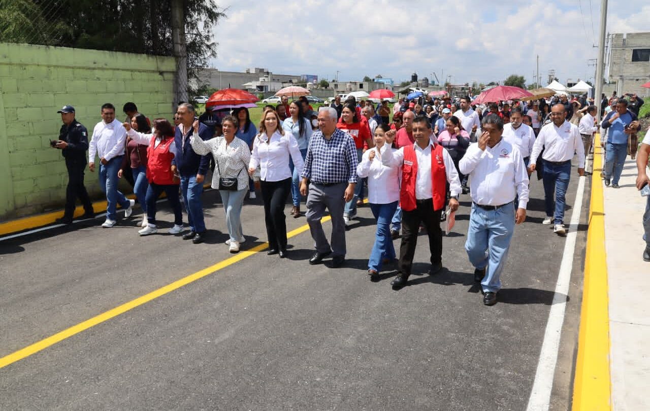 Entregaron segunda etapa de pavimentación en barrio de San Isidro