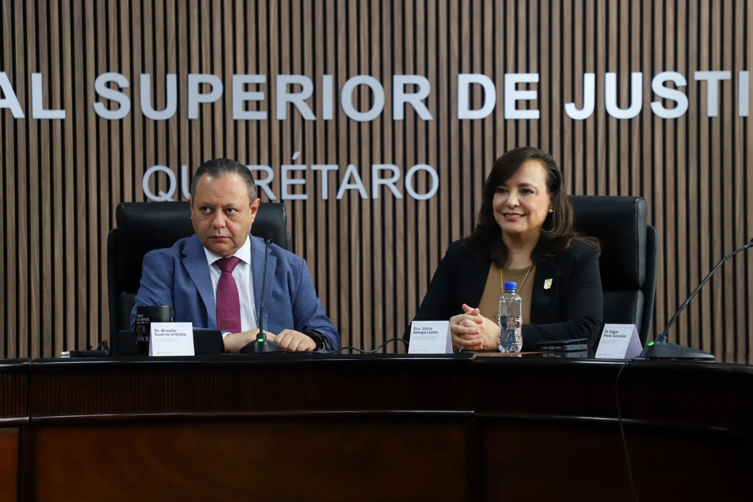 Firma convenio UAQ y TSJ | Firma convenio UAQ y TSJ   Noticias de Querétaro