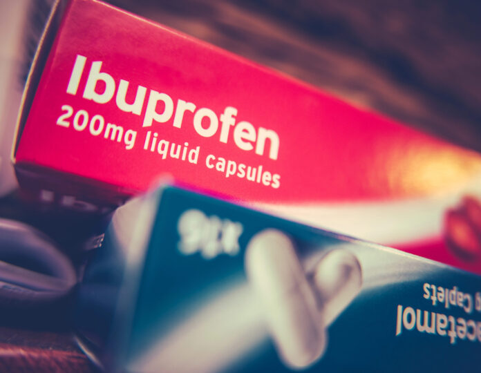 Ibuprofeno y paracetamol aumentan la resistencia a antibióticos