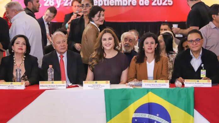 Inauguró Geovanna Bañuelos mesa sobre trabajo digno - Primero Editores