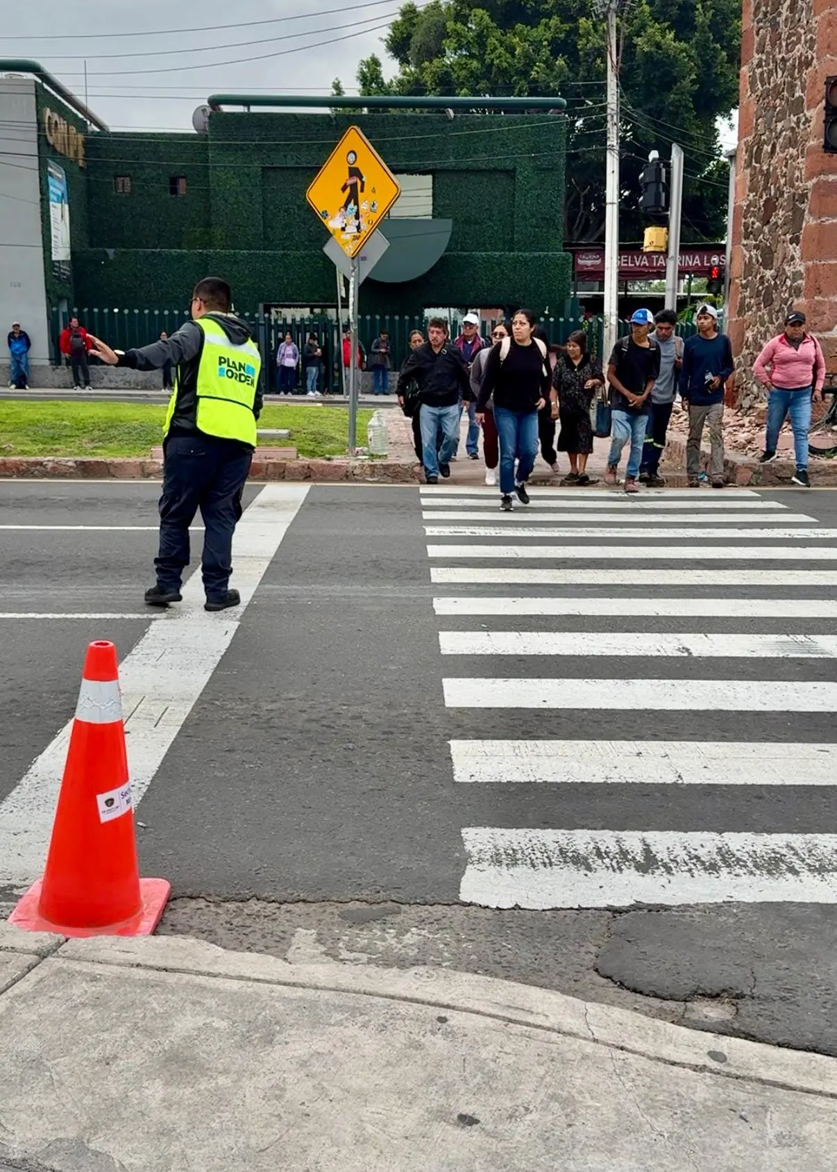 Inicia pilotaje vial en B Quintana y Calzada de Los Arcos | Inicia pilotaje vial en B Quintana y Calzada de Los Arcos