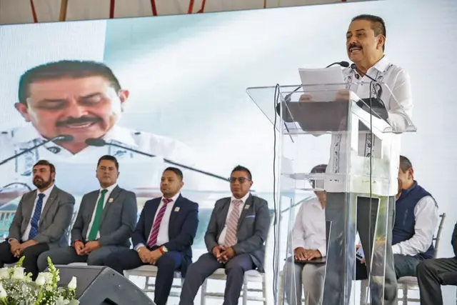 Invirtió GEM 55 MDP en educación