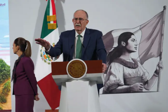 México prohíbe 35 plaguicidas de alto riesgo para proteger la ...