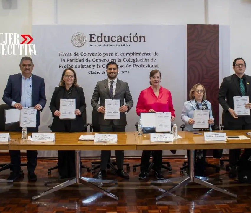 SEP y colegios de profesionales firman convenios para garantizar la paridad de género
