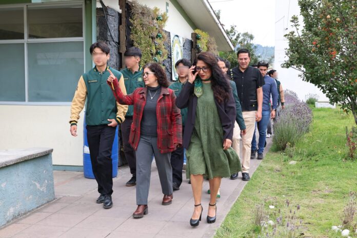 Visitó Patricia Zarza plantel de la UAEMex en Atlacomulco ...