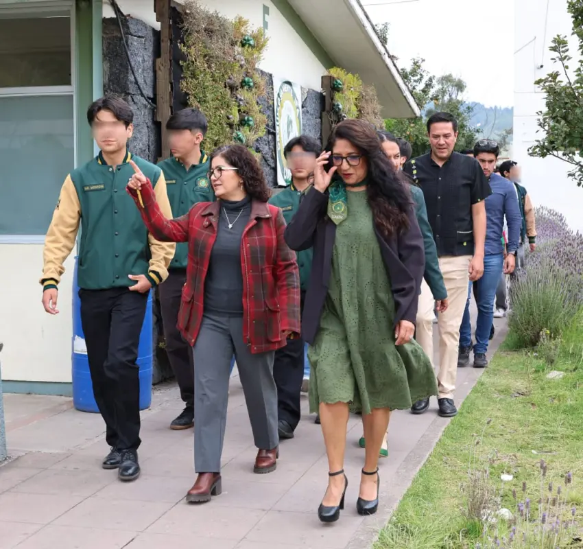 Visitó Patricia Zarza plantel de la UAEMex en Atlacomulco