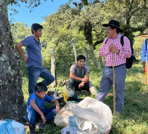 Gobierno de México llega a los lugares más recónditos para atender a damnificados por las lluvias