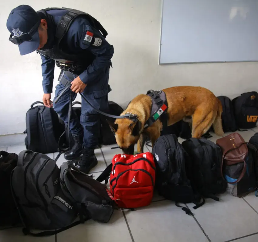 Impulsan Mochila de Paz en escuelas de Ecatepec