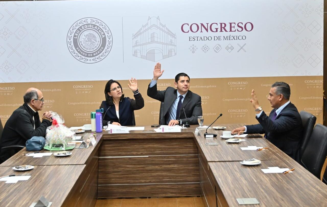 Avanza en comisiones declaratoria del alfeñique como patrimonio