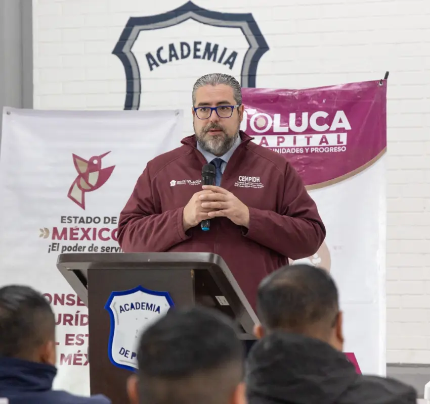 Capacitaron a policías de Toluca para actuar en protestas