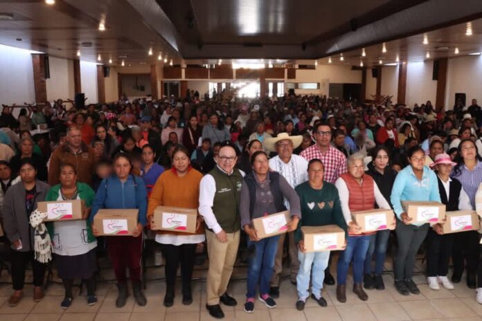 Entregaron despensas en Zinacantepec - Primero Editores