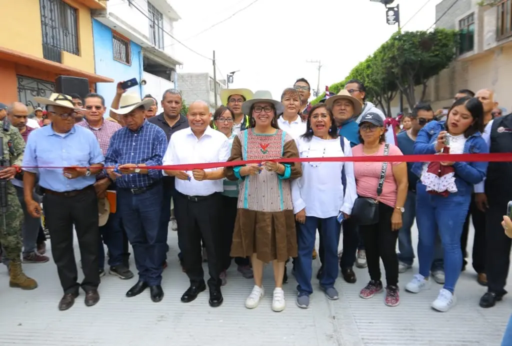 Entregó Azucena Cisneros Avenida Ejido que conecta Ecatepec con