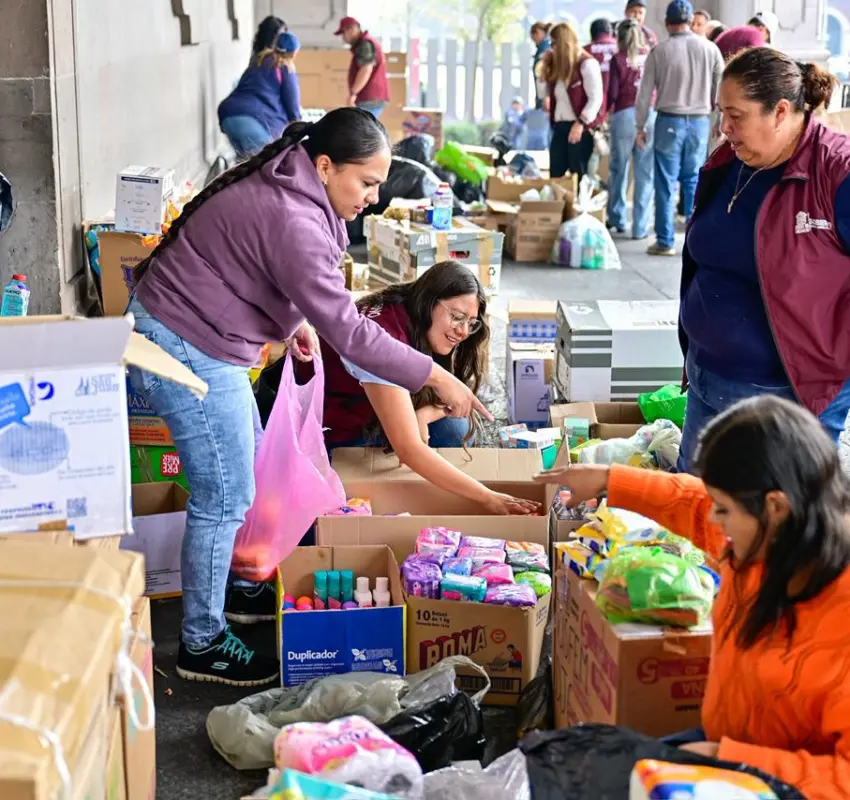 Envió EdoMéx 216 toneladas de ayuda a Hidalgo por inundaciones