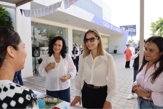 Inaugura Car Herrera el Mercadito de Emprendedoras 2025 - Noticias ...