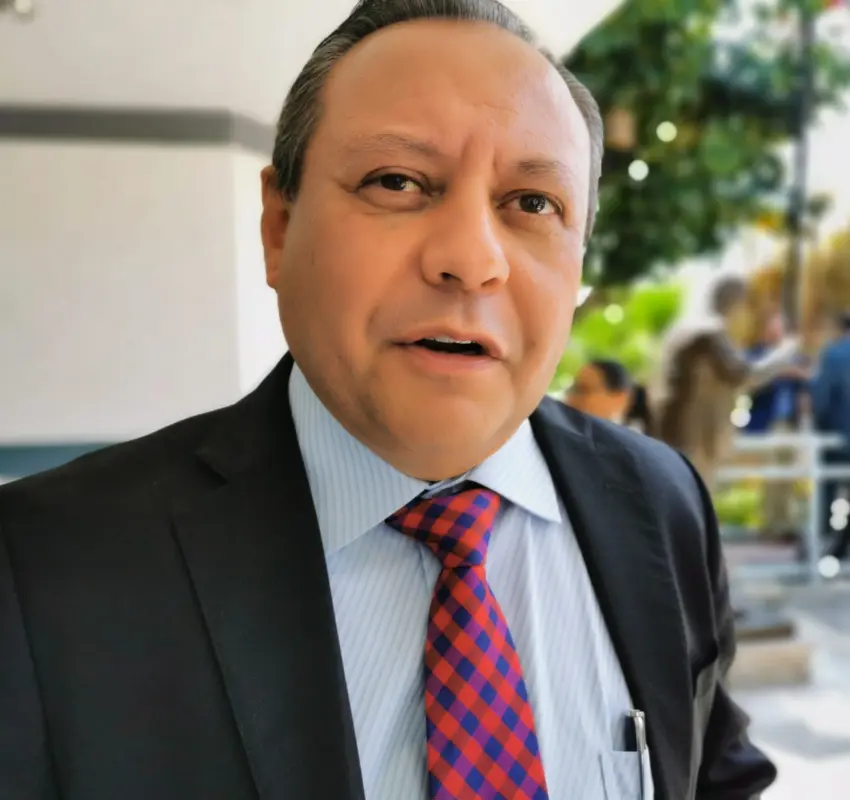 Morena exhorta al Ejecutivo y Judicial a reconocer a la nueva mesa directiva