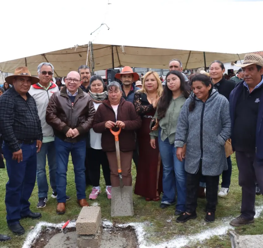 Nueva plaza y kiosco en San Bartolo El Llano, Zinacantepec