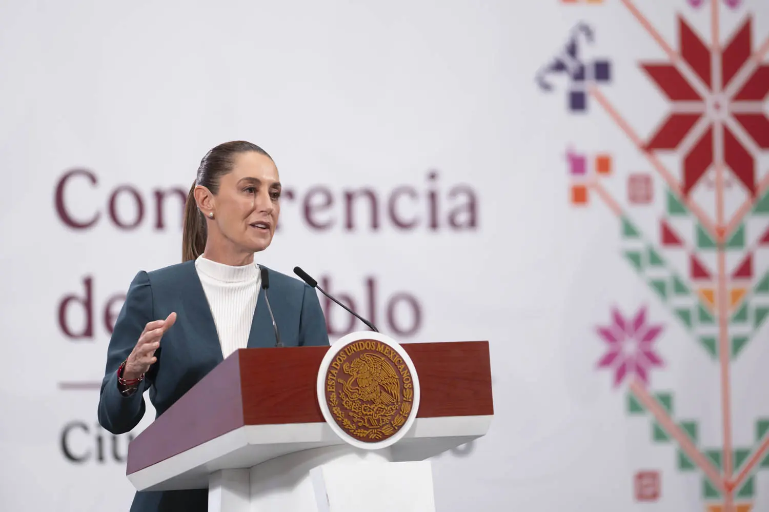 Reportó Sheinbaum 64 muertos y 65 desaparecidos por lluvias en