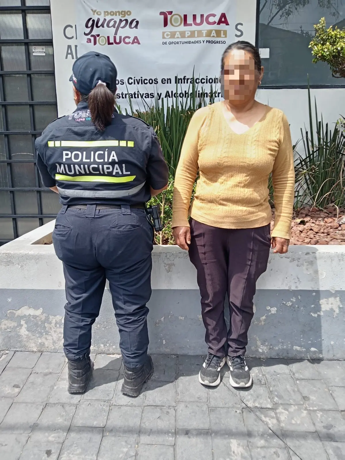Suman 110 personas remitidas en Toluca por tirar basura en vía