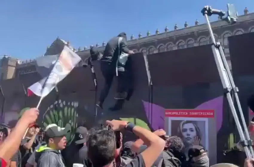 Marcha por la Paz sacude a México