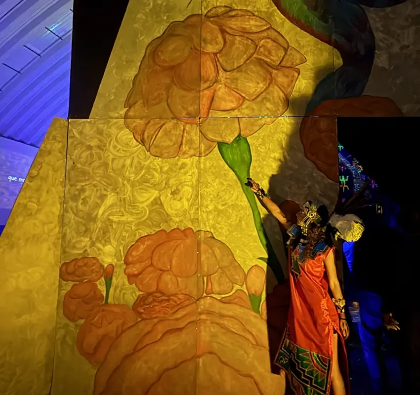 Celebró Colegio Copán Día de Muertos con exposición “Mikiztli Mexica”