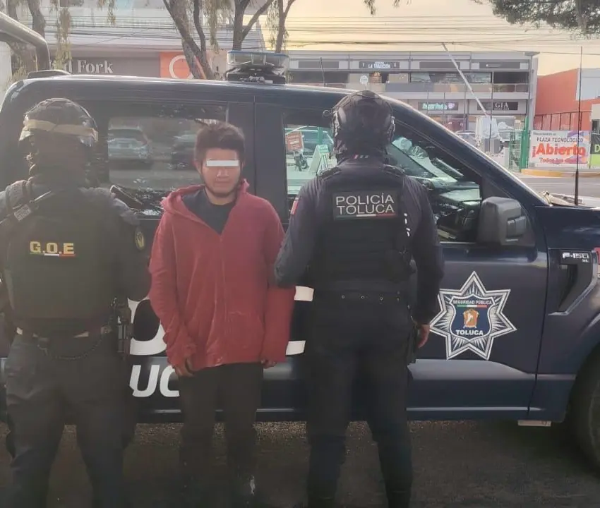 Detuvieron a ladrones con marihuana en Toluca