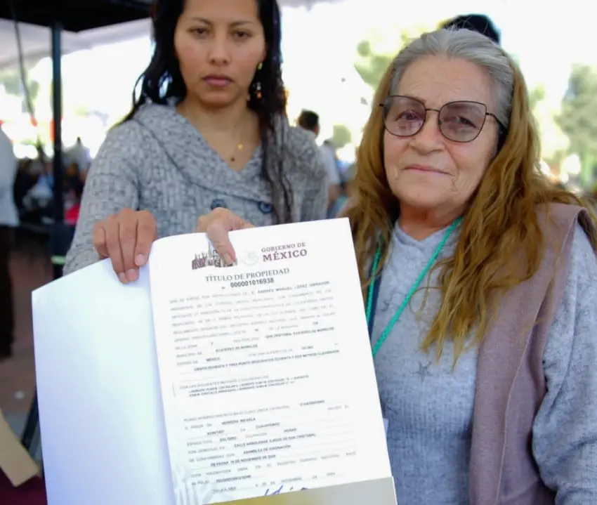 Recibieron títulos de propiedad familias de Ecatepec
