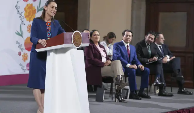 Anunció Sheinbaum nueva beca para transporte