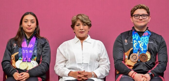 Entrega Delfina Gómez Premio Estatal del Deporte 2025 - Plana ...