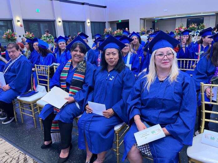 Estudian 3 mil mexicanos en el extranjero con INEA - Primero Editores