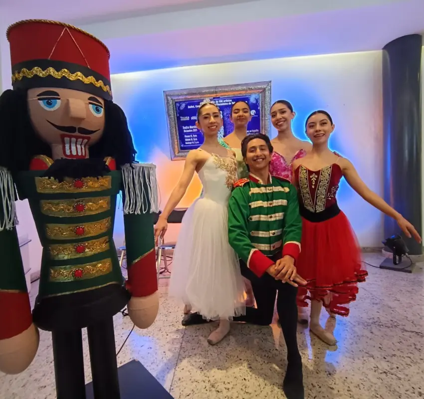 Presentaron nueva producción de El Cascanueces en Toluca