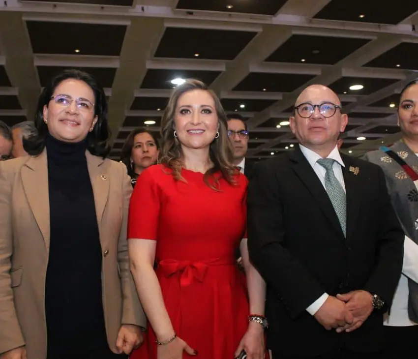 Infraestructura, seguridad y programas sociales: Primer Informe de Manuel Vilchis en Zinacantepec