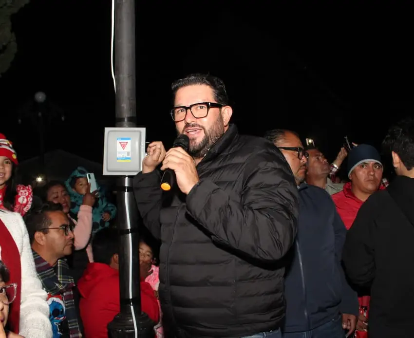 Enciende el espíritu navideño Almoloya de Juárez