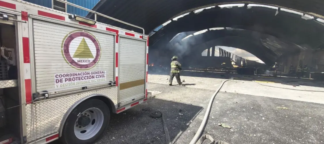 Confirmaron 10 muertos tras desplome de aeronave en Toluca