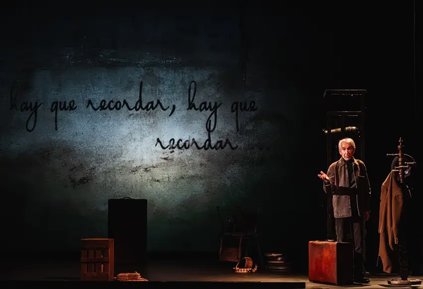 Encuentro de Titanes: Sacristán encarna el alma del gran actor Fernán-Gómez