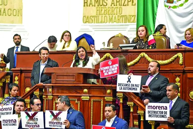 Pelea en el Congreso CDMX reaviva debate sobre conducta de diputados