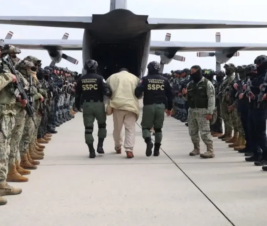 México traslado a 37 presos a Estados Unidos: operación histórica contra el crimen organizado