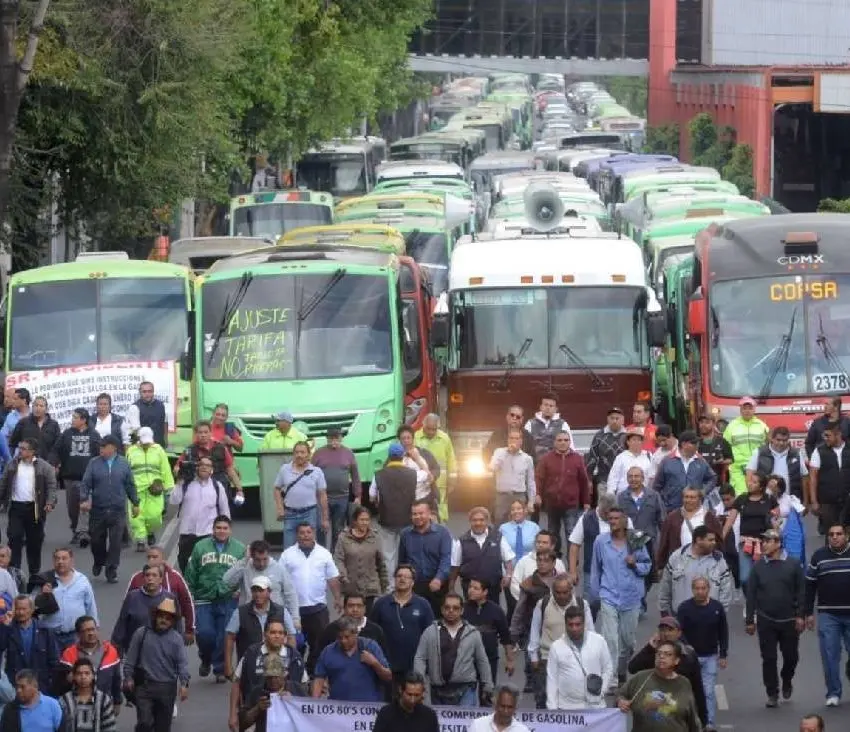 Anuncian transportistas del Edomex megabloqueo este martes