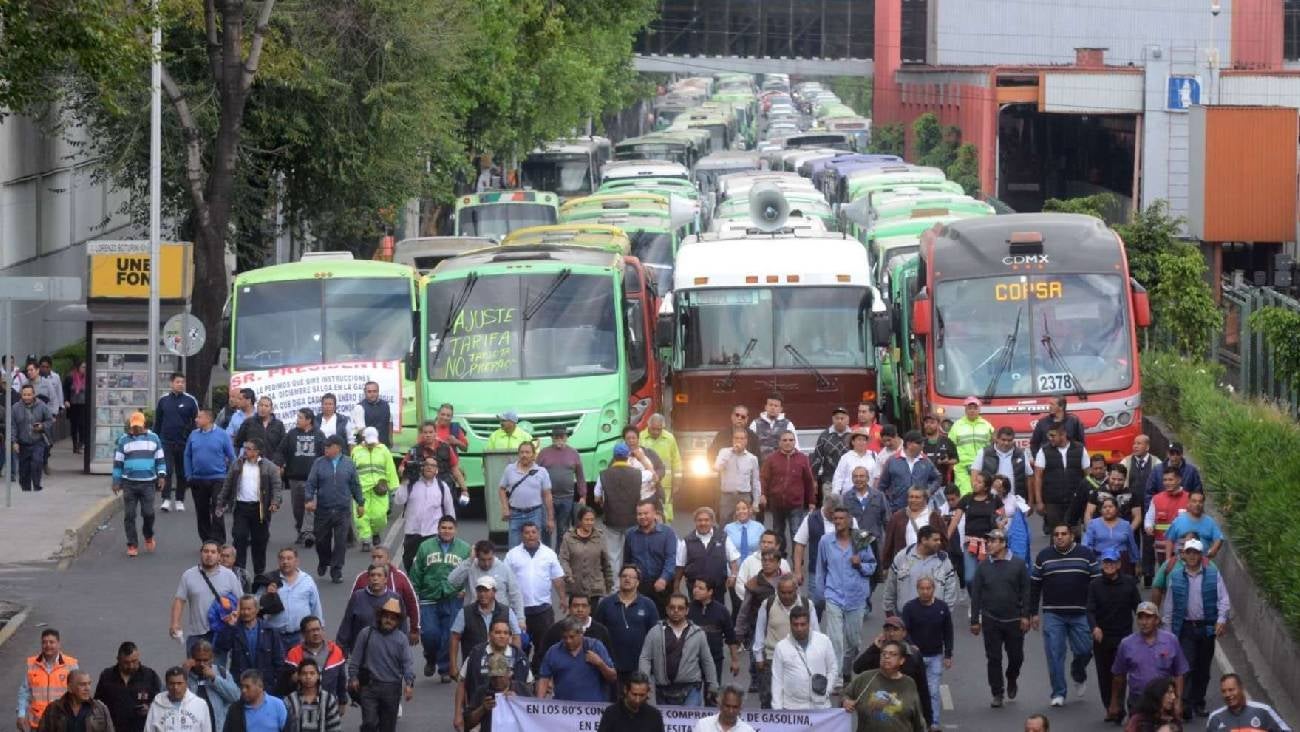 Anuncian transportistas del Edomex megabloqueo este martes