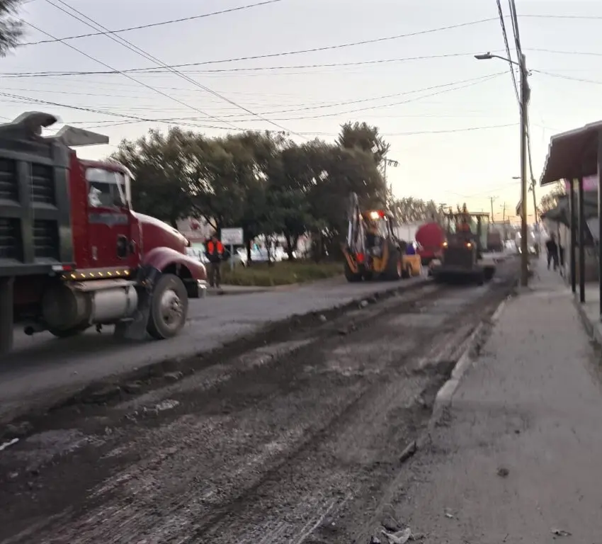 Avanza reconstrucción de calle Agustín Millán en Toluca