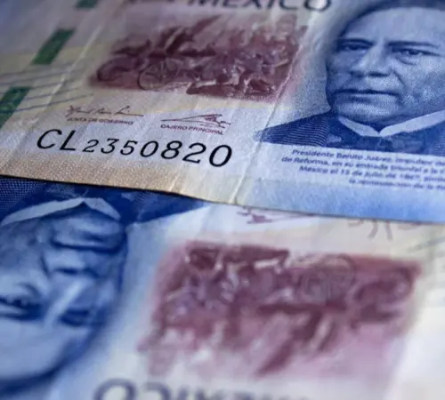 Economía mexicana crece, pero enfrenta retos clave