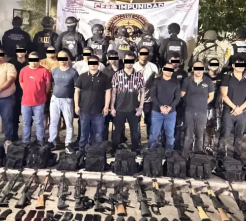 Jornada violenta impacta al peso y aerolíneas tras muerte de El Mencho