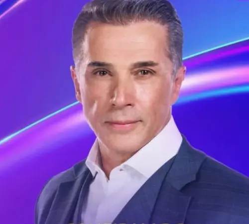 Sergio Mayer sorprende con su ingreso a La Casa de los Famosos