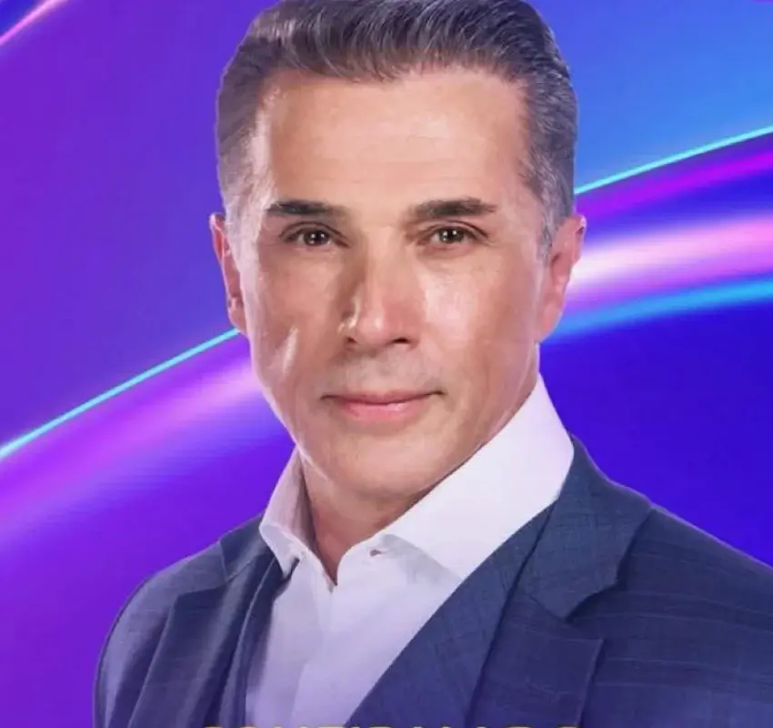 Sergio Mayer sorprende con su ingreso a La Casa de los Famosos