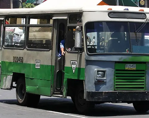 Transporte público en CDMX se renueva con trolebuses y retiro de microbuses