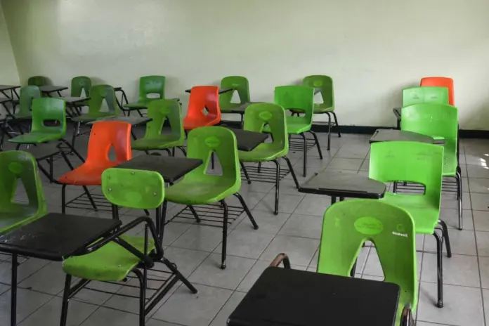 Lluvias y frío obligan a pausar clases el lunes en zonas de Puebla