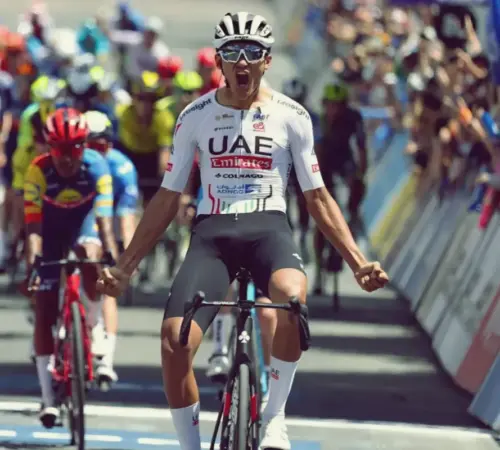 Isaac del Toro gana el UAE Tour 2026