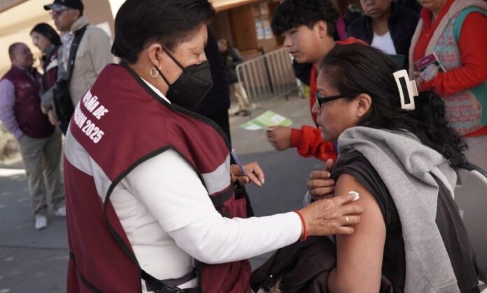 Regresa el cubrebocas a las escuelas de Edomex por Sarampión