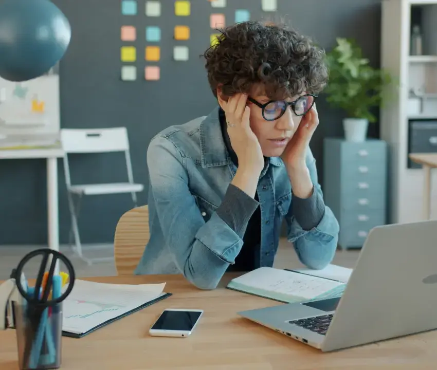Agotamiento laboral: señales de que necesitas una pausa