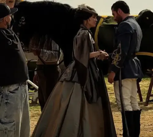 Belinda sorprende como Carlota de Habsburgo en imágenes filtradas