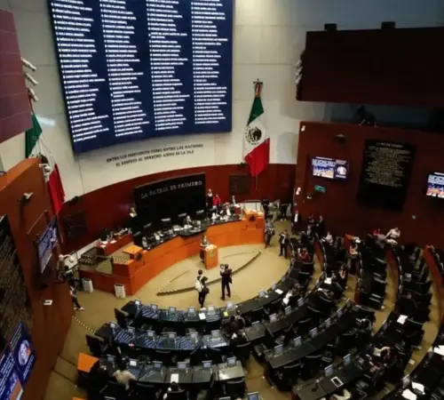 Oposición reconoce al PT tras frenar dictamen de reforma electoral en Senado